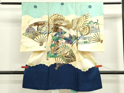 平和屋着物[]お宮参り　男の子　祝着　産着　初着　のしめ　駒刺繍　鷹　松竹梅扇面吉祥文　暈し染め　金彩　逸品　CAAZ7145ze