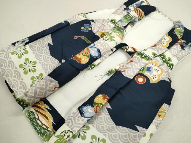 平和屋着物[]七五三　男の子　祝着・被布セット　飛鶴宝尽くし笠松文　逸品　CAAZ7147ze
