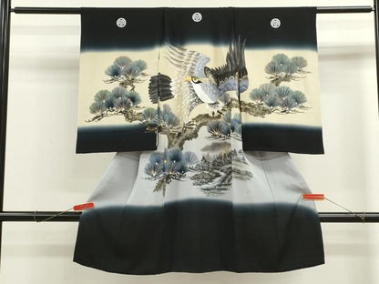 平和屋着物[]七五三　男の子　祝着　手描き　鷹　枝松文　暈し染め　黒地　金彩　逸品　CAAZ7163ze