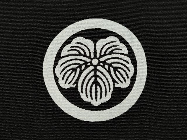 平和屋着物[]七五三　男の子　祝着　手描き　鷹　枝松文　暈し染め　黒地　金彩　逸品　CAAZ7163ze
