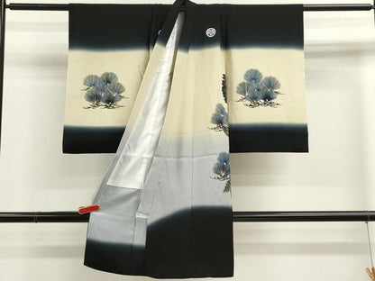 平和屋着物[]七五三　男の子　祝着　手描き　鷹　枝松文　暈し染め　黒地　金彩　逸品　CAAZ7163ze