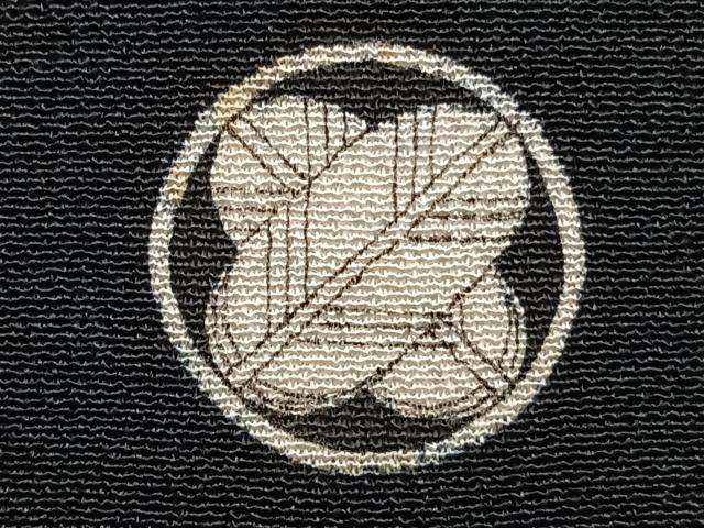 平和屋着物■豪華黒留袖　駒刺繍　正倉院吉祥花文　金銀彩　正絹　逸品　CAAZ9310xi