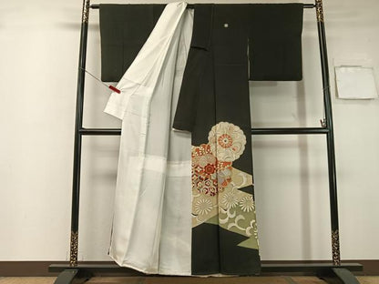 平和屋着物■豪華黒留袖　更紗唐草文　金銀彩　正絹　逸品　CAAZ9923vp