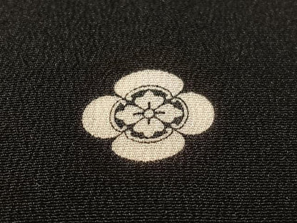 平和屋着物■豪華黒留袖　刺繍　道長花鳥文　金彩　正絹　逸品　CAAZ9929vp