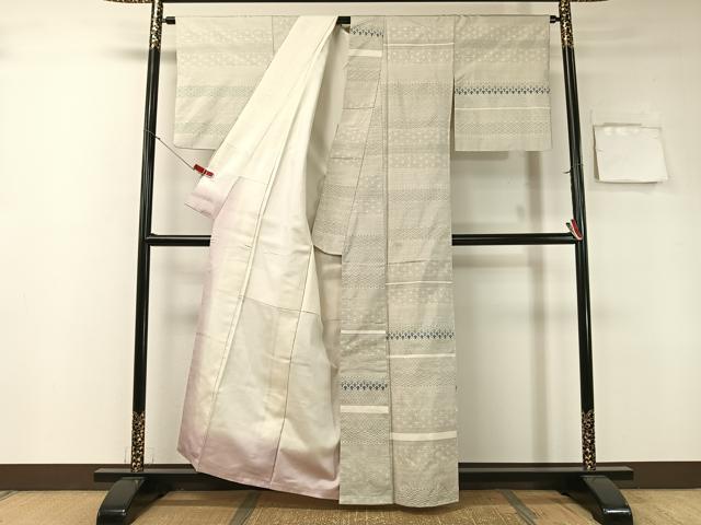 平和屋着物●本場白大島紬　訪問着　9マルキ　横段吉祥文　正絹　逸品　CAAZ9976vp