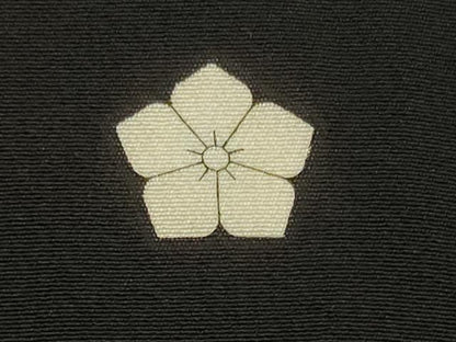 平和屋着物■豪華黒留袖 作家者 御所車風景松文 暈し染め 金彩 正絹 逸品 CABA0124oy