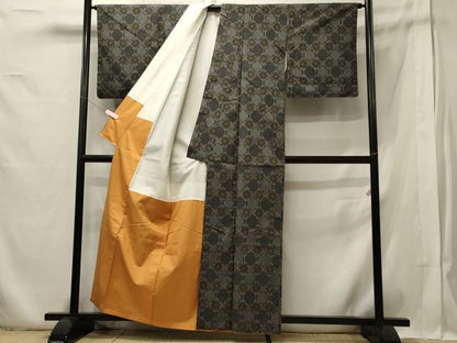 平和屋着物■上質な紬 幾何学文 黒地 正絹 逸品 CABA0329oy