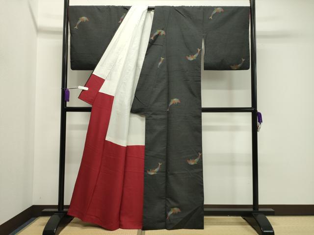 平和屋着物●上質な紬 イルカ 黒地 正絹 逸品 CABA1210gh