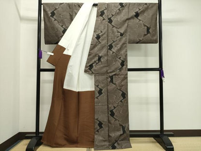 平和屋着物●本場大島紬 9マルキ 色紙重ね文 正絹 逸品 CABA1246gh