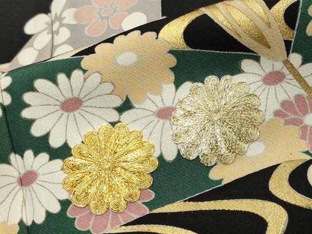 平和屋着物●豪華黒留袖　駒刺繍　竜田川花文　金彩　正絹　逸品　CABA1313gh