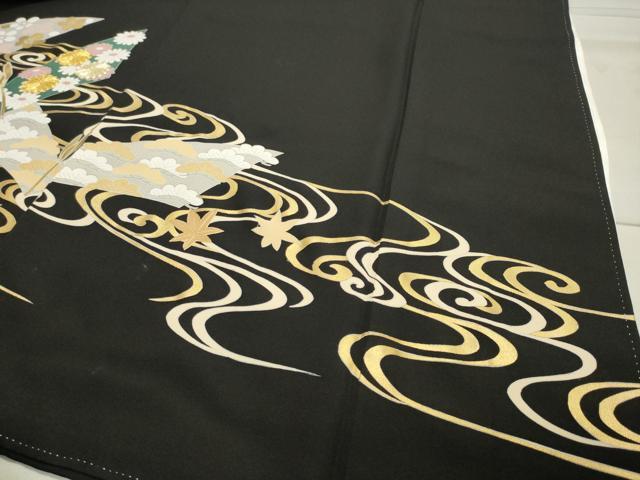 平和屋着物●豪華黒留袖　駒刺繍　竜田川花文　金彩　正絹　逸品　CABA1313gh