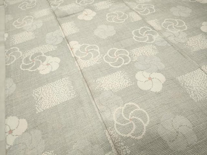 平和屋着物●上質な紬　舞梅文　正絹　逸品　CABA1364gh