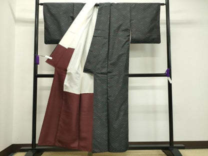 平和屋着物●本場大島紬　網目文様　反端付き　正絹　逸品　CABA1396gh
