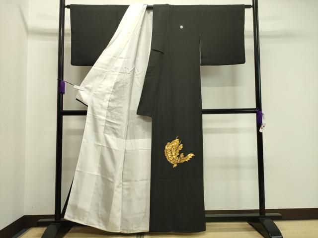 平和屋着物●人間国宝　五代　田畑喜八　黒留袖　駒刺繍　荒磯　金銀彩　正絹　逸品　CABA1494gh