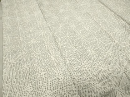 平和屋着物●本場大島紬　白大島　9マルキ　麻の葉文様　正絹　逸品　CABA1542gh