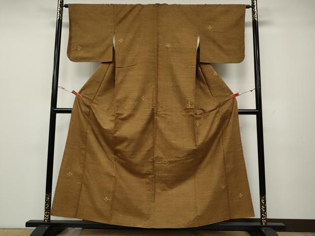 平和屋着物●上質な紬　舞桜文　正絹　逸品　CABA1634ut