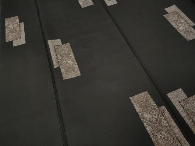 平和屋着物●本場大島紬　9マルキ　地空き　短冊重ね動物文　正絹　逸品　CABA1659ut