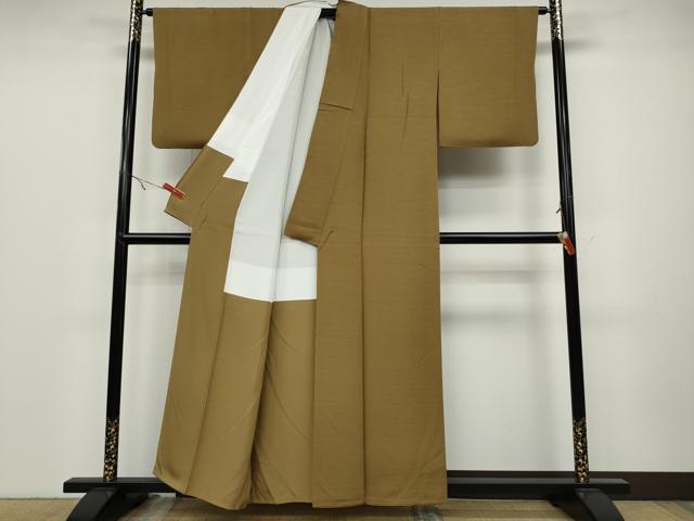 平和屋着物●上質な色無地　伝統工芸士　草月　霞地紋　黃橡色　正絹　逸品　CABA1747ut