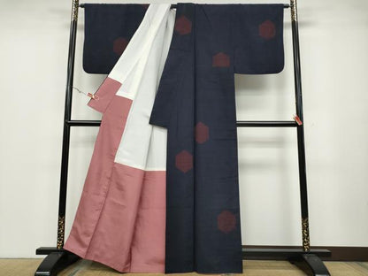 平和屋着物●結城紬　80亀甲　亀甲文　飛び亀甲柄　正絹　逸品　CABA1752ut