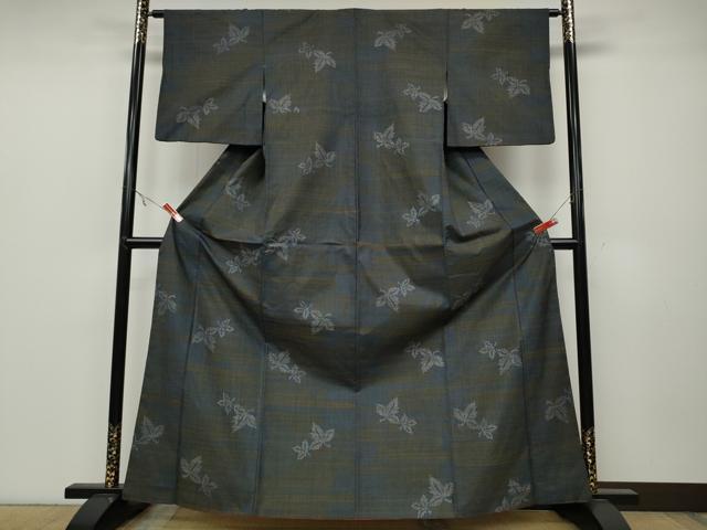 平和屋着物●本場大島紬　7マルキ　舞楓文　正絹　逸品　CABA1786ut