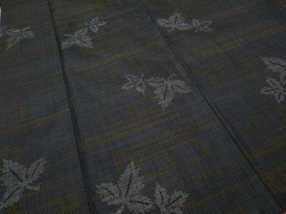 平和屋着物●本場大島紬　7マルキ　舞楓文　正絹　逸品　CABA1786ut