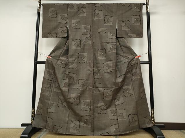 平和屋着物●本場大島紬　7マルキ　舞花文　正絹　逸品　CABA1871ut