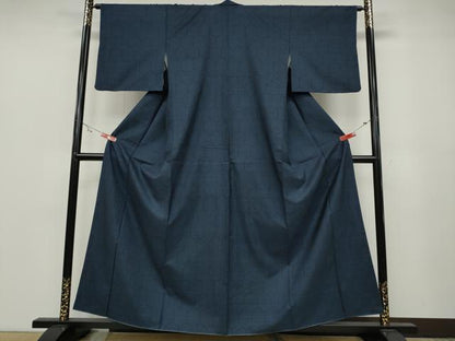 平和屋着物●本場大島紬　7マルキ　亀甲文　正絹　逸品　CABA1902ut