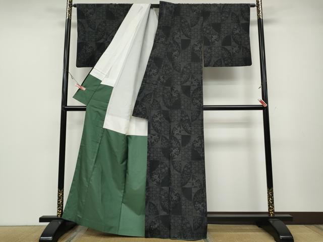 平和屋着物●結城紬　80亀甲　市松草花文　正絹　逸品　CABA1992ut