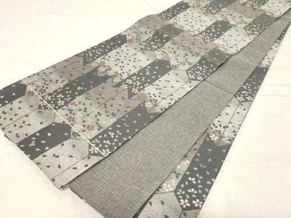 平和屋着物●全通柄袋帯 矢羽舞桜文 正絹 逸品 未使用 CABA2284dy