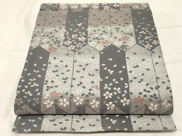 平和屋着物●全通柄袋帯 矢羽舞桜文 正絹 逸品 未使用 CABA2284dy