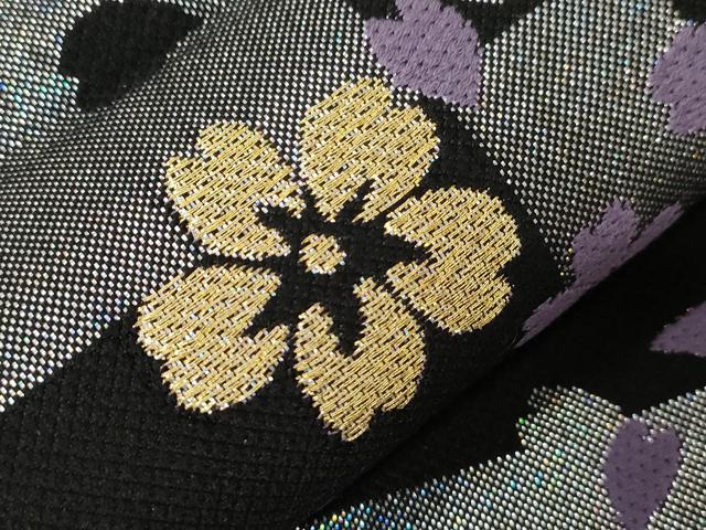 平和屋着物●六通柄袋帯 市松舞桜文 黒地 金銀糸 正絹 逸品 未使用 CABA2305dy