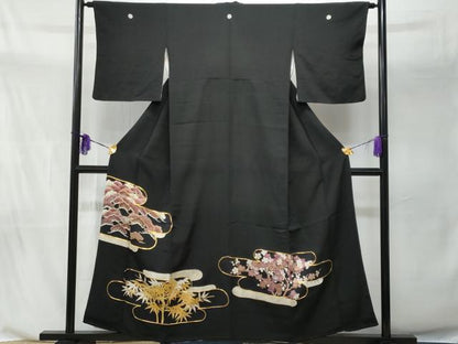 平和屋着物■豪華黒留袖　駒刺繍　松竹梅　正絹　逸品　CABA2587fb