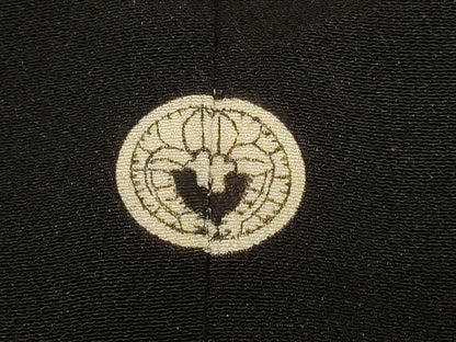 平和屋着物■豪華黒留袖　駒刺繍　雲取り鳳凰花文　金彩　正絹　逸品　CABA3183in