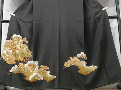平和屋着物■豪華黒留袖　駒刺繍　御所車吉祥花文　金銀彩　正絹　逸品　CABA4160xe