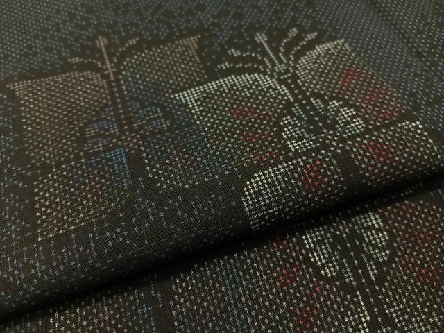 平和屋着物●本場大島紬 7マルキ 舞蝶文 正絹 逸品 未使用 CABA4790vp
