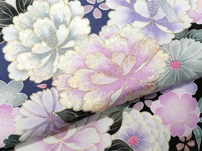 平和屋着物●小振袖　二尺袖　刺繍　舞花文　黒地　金彩　洗える着物　CABA6087vf