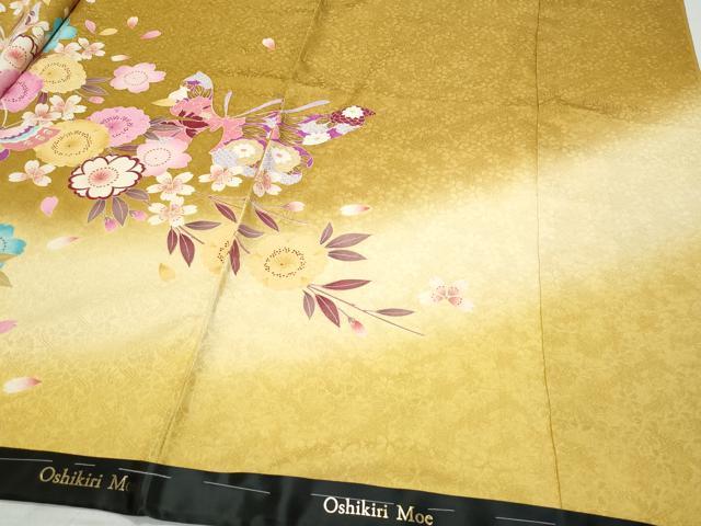 平和屋着物○押切もえ MOE OSHIKIR 振袖 舞蝶花文 金通し地