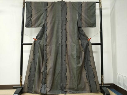 平和屋着物●本場大島紬　9マルキ　舞葉間道　正絹　逸品　CABA6152yc