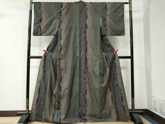平和屋着物●本場大島紬　9マルキ　舞葉間道　正絹　逸品　CABA6152yc
