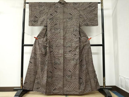 平和屋着物●本場大島紬　7マルキ　雲重ね片輪車吉祥文　正絹　逸品　CABA6193yc