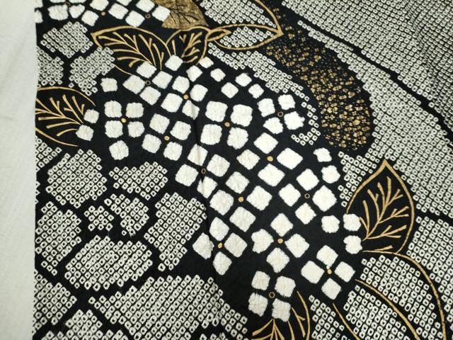 平和屋着物●豪華振袖　総絞り　草花文　黒地　金彩　正絹　逸品　CABA6256yc