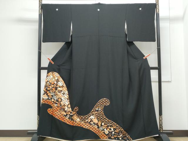 平和屋着物●豪華黒留袖　駒刺繍　宝尽くし文様　黒地　正絹　逸品　AABD0674fy 平和屋着物▽豪華黒留袖 総刺繍 駒刺繍 宝尽くし七宝文 正絹 逸品