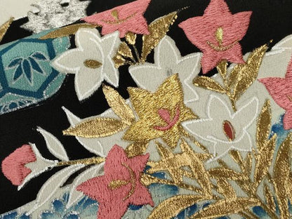 平和屋着物■豪華黒留袖 刺繍 エ霞草花文 金銀彩 正絹 逸品 CABA7012ev