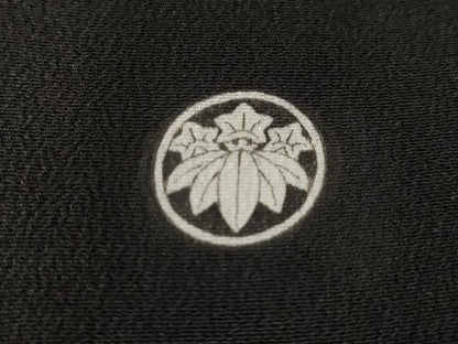 平和屋着物■豪華黒留袖　駒刺繍　枝葉文　金彩　正絹　逸品　CABA7076ev