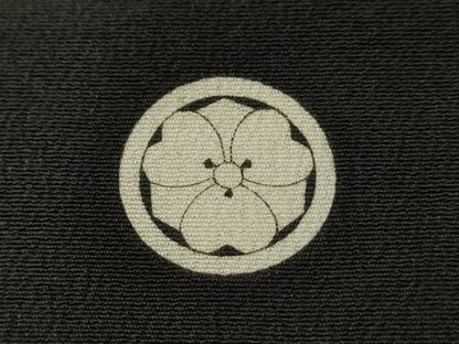 平和屋着物■豪華黒留袖　刺繍　地紙流水草花文　金彩　正絹　逸品　CABA7487ev