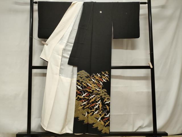 平和屋着物■豪華黒留袖　駒刺繍　松葉飛鶴文　金彩　正絹　逸品　CABA7553ev