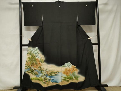 平和屋着物■豪華黒留袖 刺繍 遠山松竹梅 暈し染め 金彩 正絹 逸品 CABA7595ev