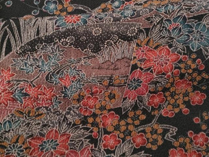 平和屋着物■上質な小紋　流水地紙重ね花文　黒地　鬼しぼ縮緬　正絹　逸品　CABA7904fb