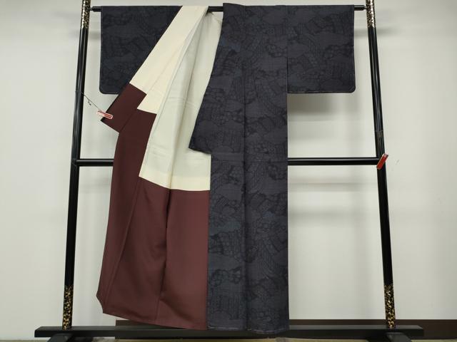 平和屋着物○本場結城紬 重要無形文化財 100亀甲 雲取り几帳花