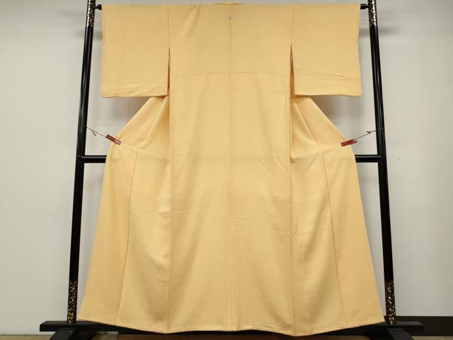 平和屋着物●上質な色無地 立波舞花地紋 淡香色 正絹 逸品 CABA8125ut